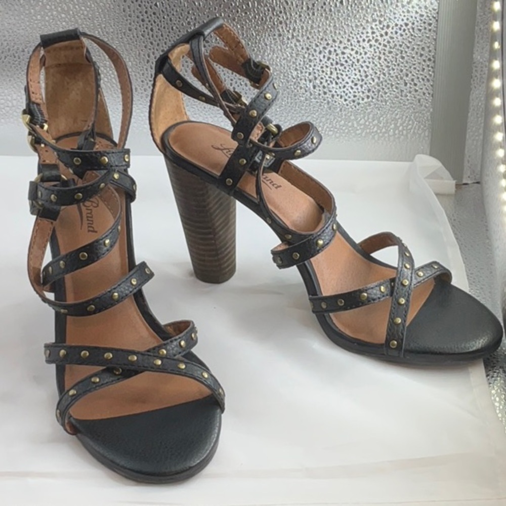 Lucky Brand Women’s Size 8M Strappy Leather Sandals Black